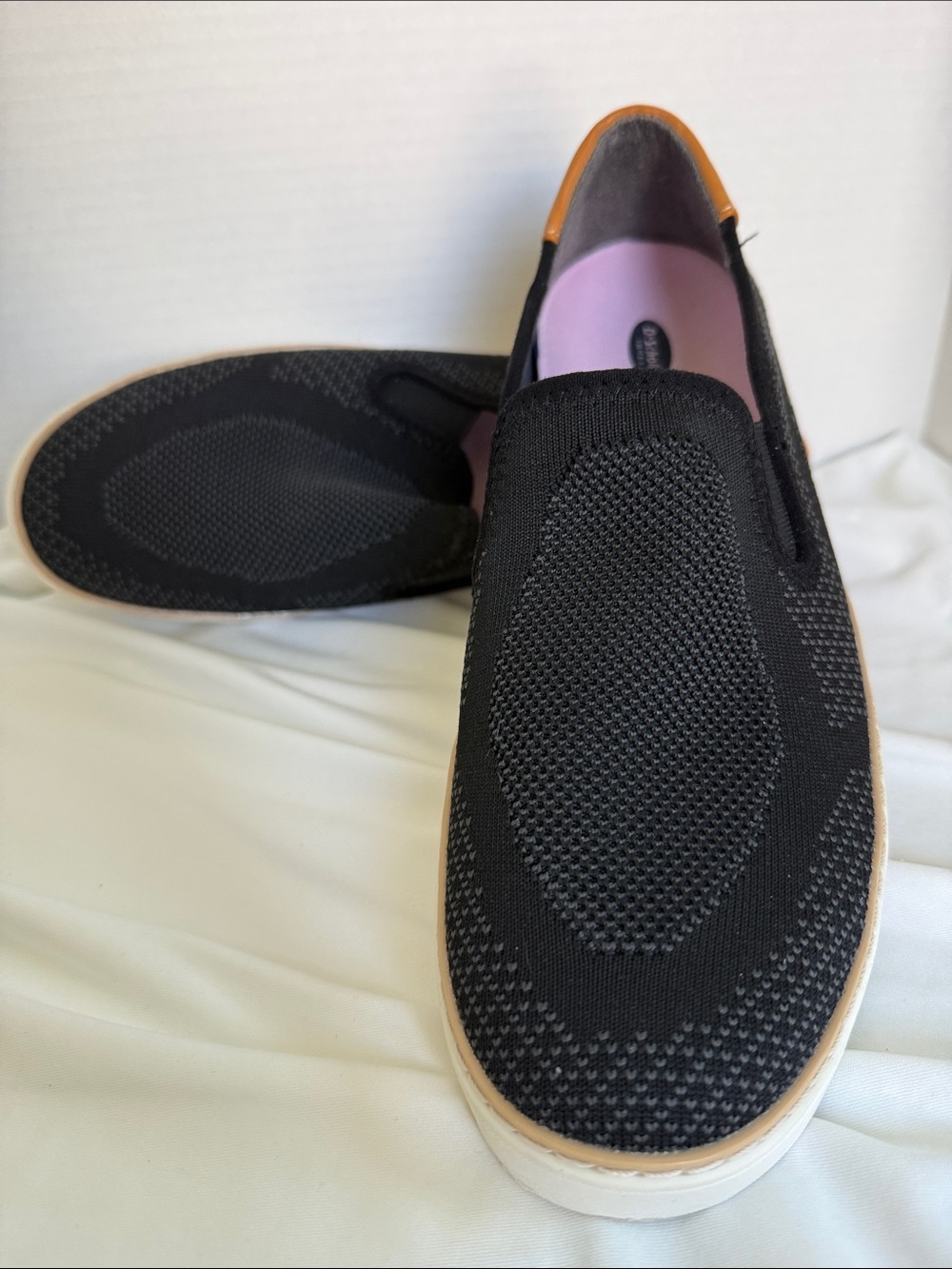 Dr. Scholls BE FREE Lightweight 9M Black SlipOn Madi Knit Sneakers with Tan Trim